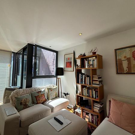 Апартаменты Artistic 1Bd Flat In The Heart Of Hackney Лондон Экстерьер фото